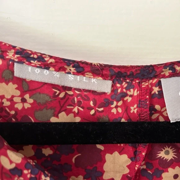 Vintage 100% Silk Sleeveless Floral Blouse - Women’s Small Old Navy collection - Picture 6 of 6